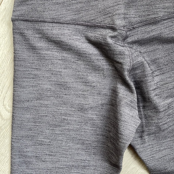 Lululemon Align II Pant 25” Heathered Black/White US 8 - like new - Picture 11 of 16
